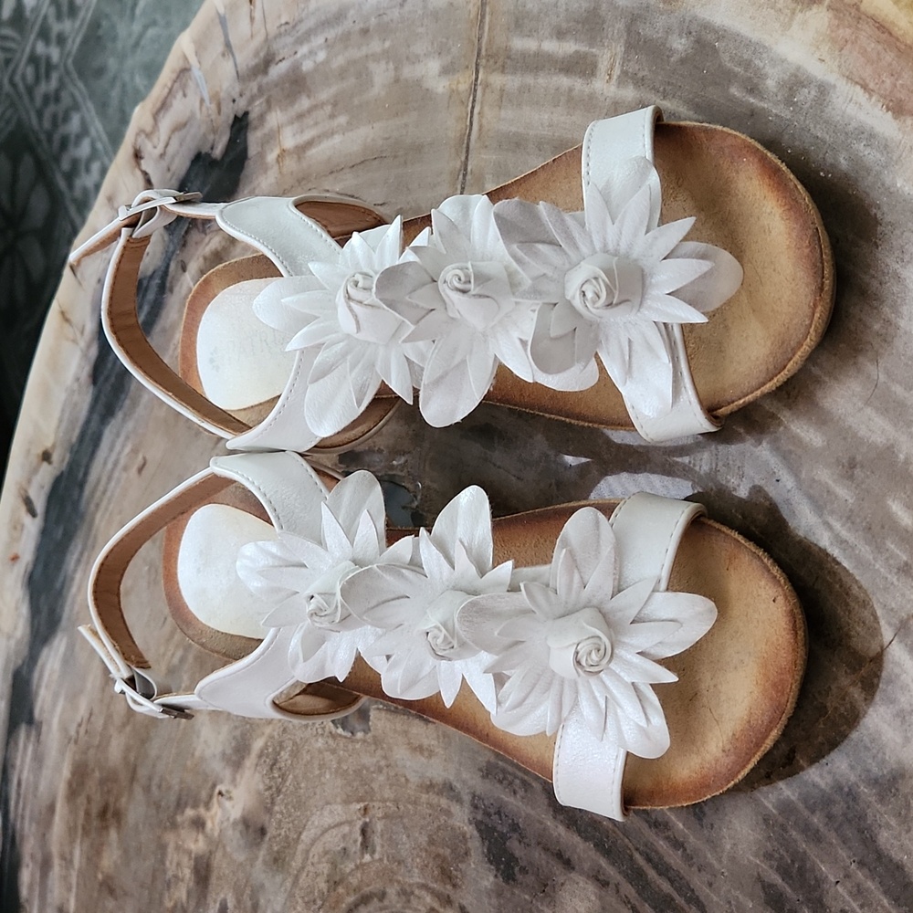 Patrizia by Spring Step Women's Flower Wedge Sandals Size 38